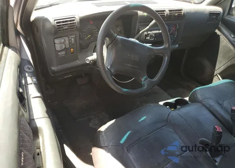 1997 GMC Sonoma из США, поврежденный, VIN 1GTCS19W9V8521683